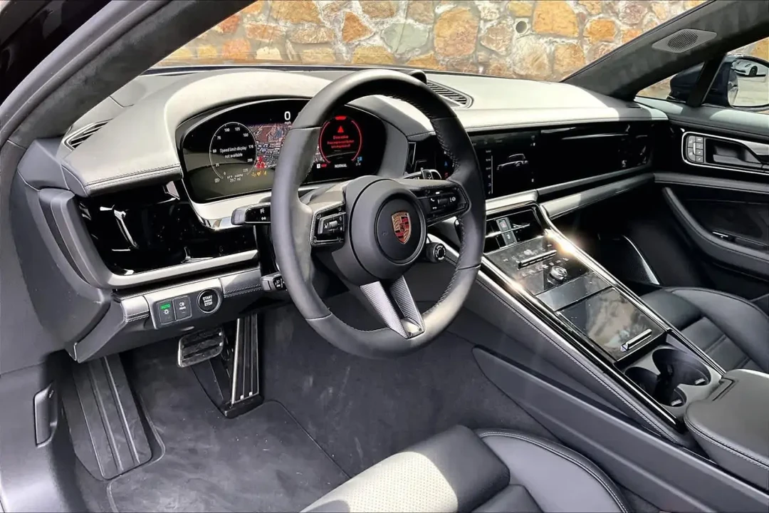 2026 Porsche Panamera - Image 4 of 13