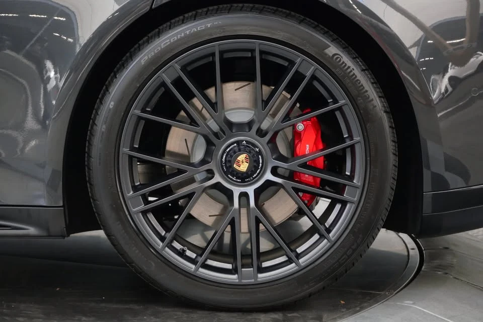 2026 Porsche 976 Panamera - Image 7 of 15