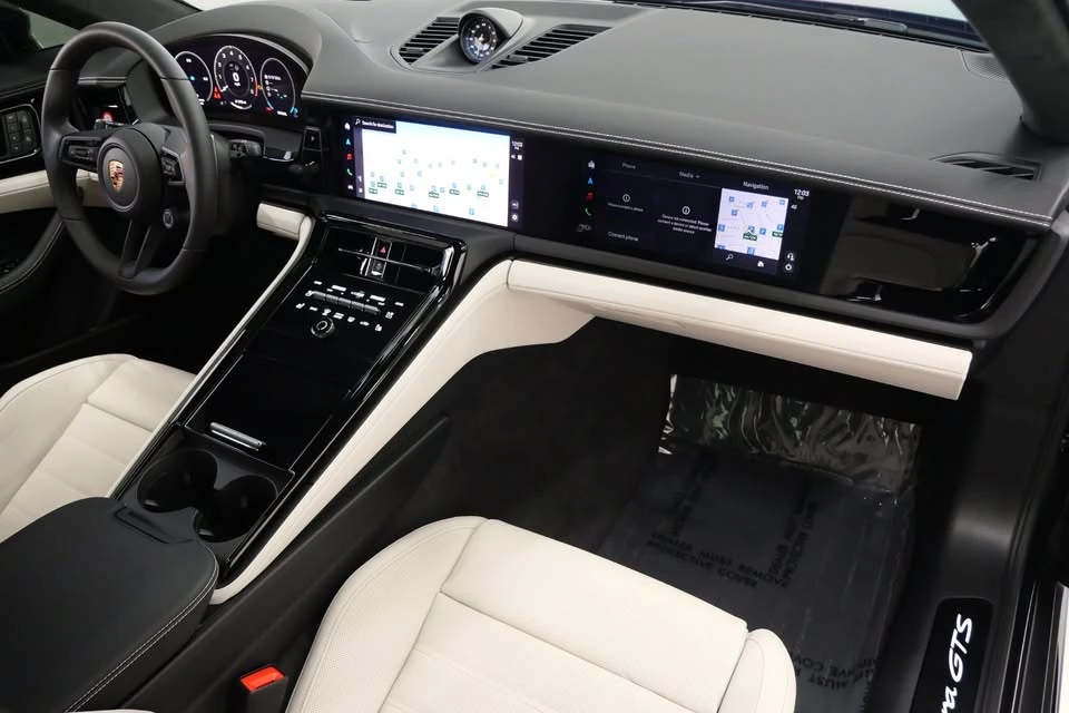 2026 Porsche 976 Panamera - Image 10 of 15