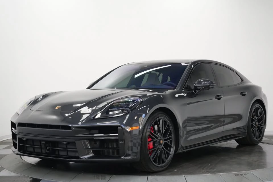 2026 Porsche 976 Panamera - Image 4 of 15