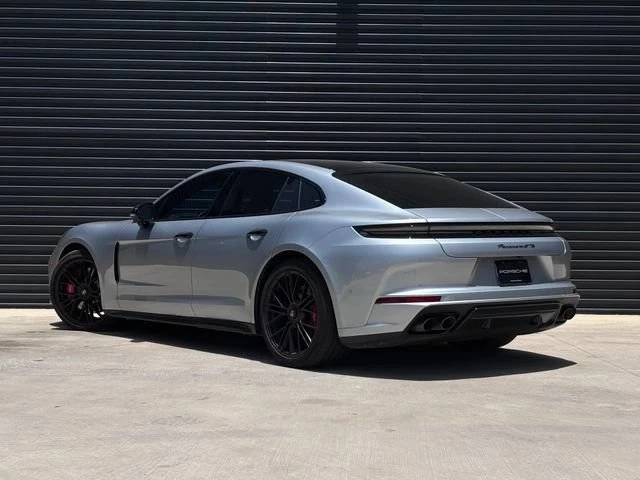 2026 Porsche 976 Panamera - Image 3 of 5