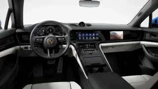 2026 Porsche Panamera - Image 29 of 31