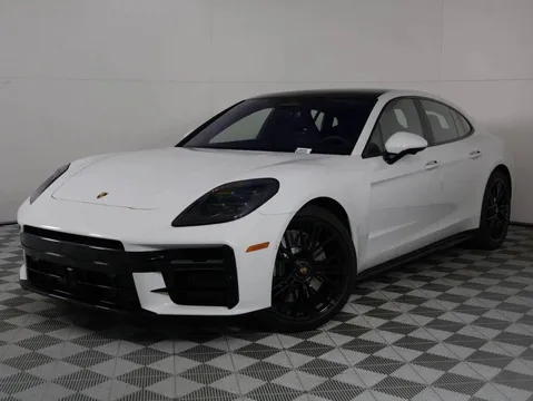 2026 Porsche Panamera GTS