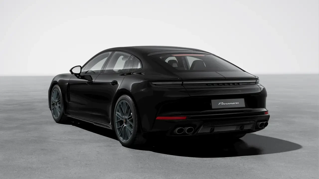 2026 Porsche Panamera - Image 24 of 31