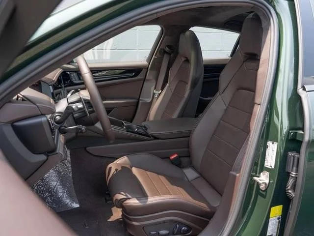 2026 Porsche 976 Panamera - Image 5 of 5