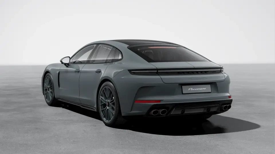 2026 Porsche Panamera - Image 23 of 31