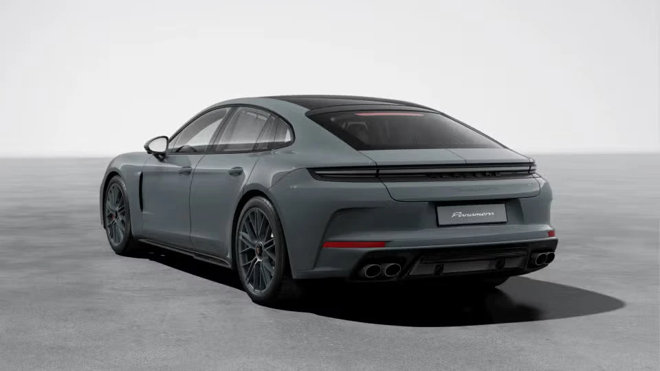 2026 Porsche Panamera - Image 19 of 31
