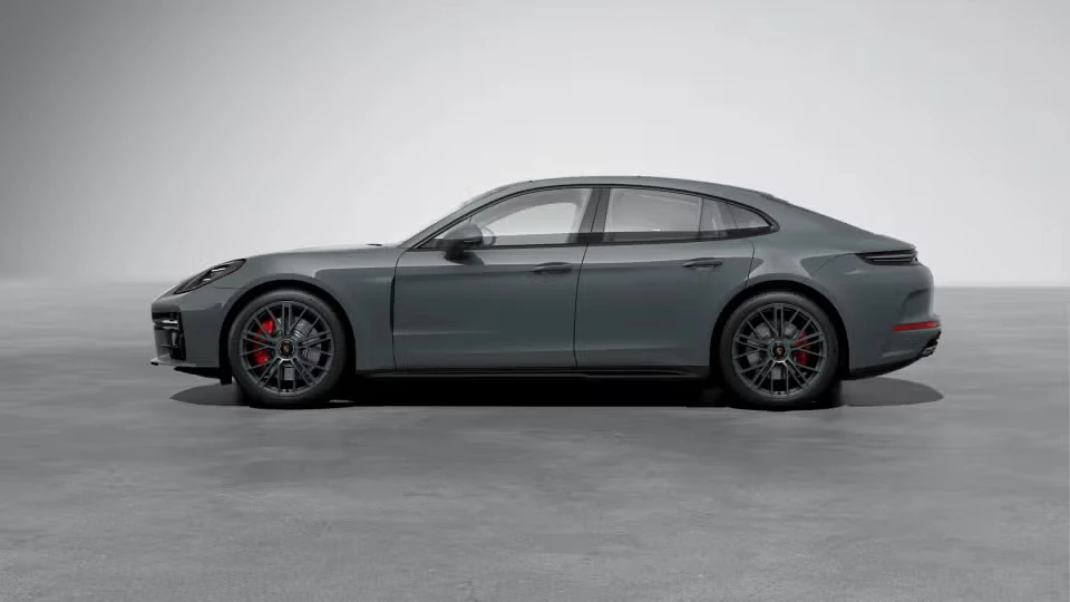 2026 Porsche Panamera - Image 11 of 31