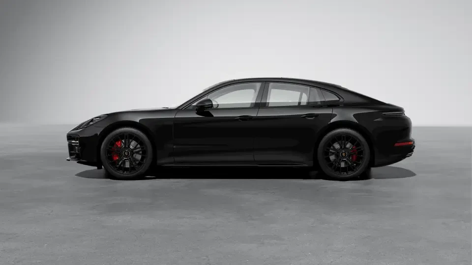2026 Porsche Panamera - Image 15 of 31