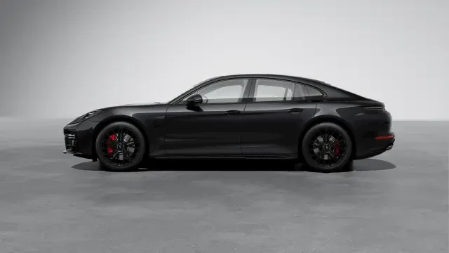 2026 Porsche Panamera - Image 14 of 31