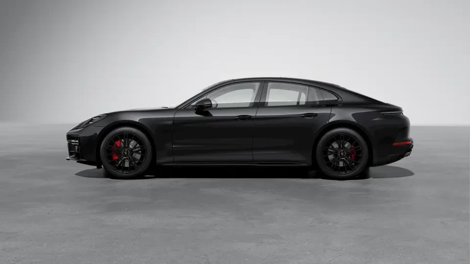 2026 Porsche Panamera - Image 15 of 31