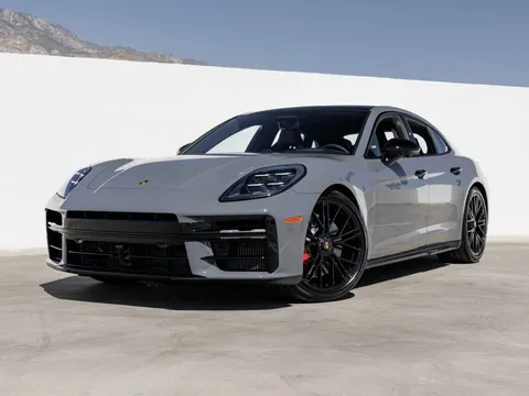 2026 Porsche Panamera GTS