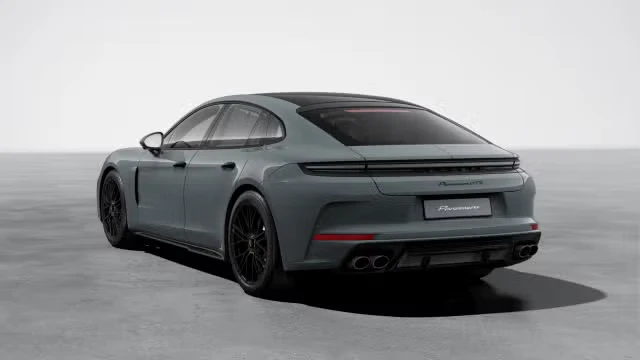 2026 Porsche Panamera - Image 18 of 21