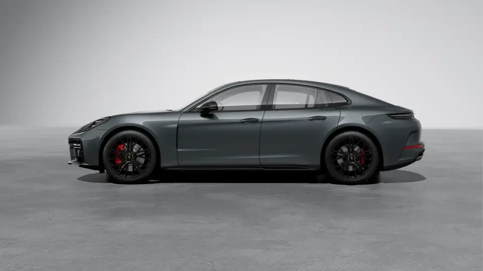 2026 Porsche 976 Panamera - Image 15 of 31