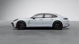 2026 Porsche Panamera - Image 9 of 31