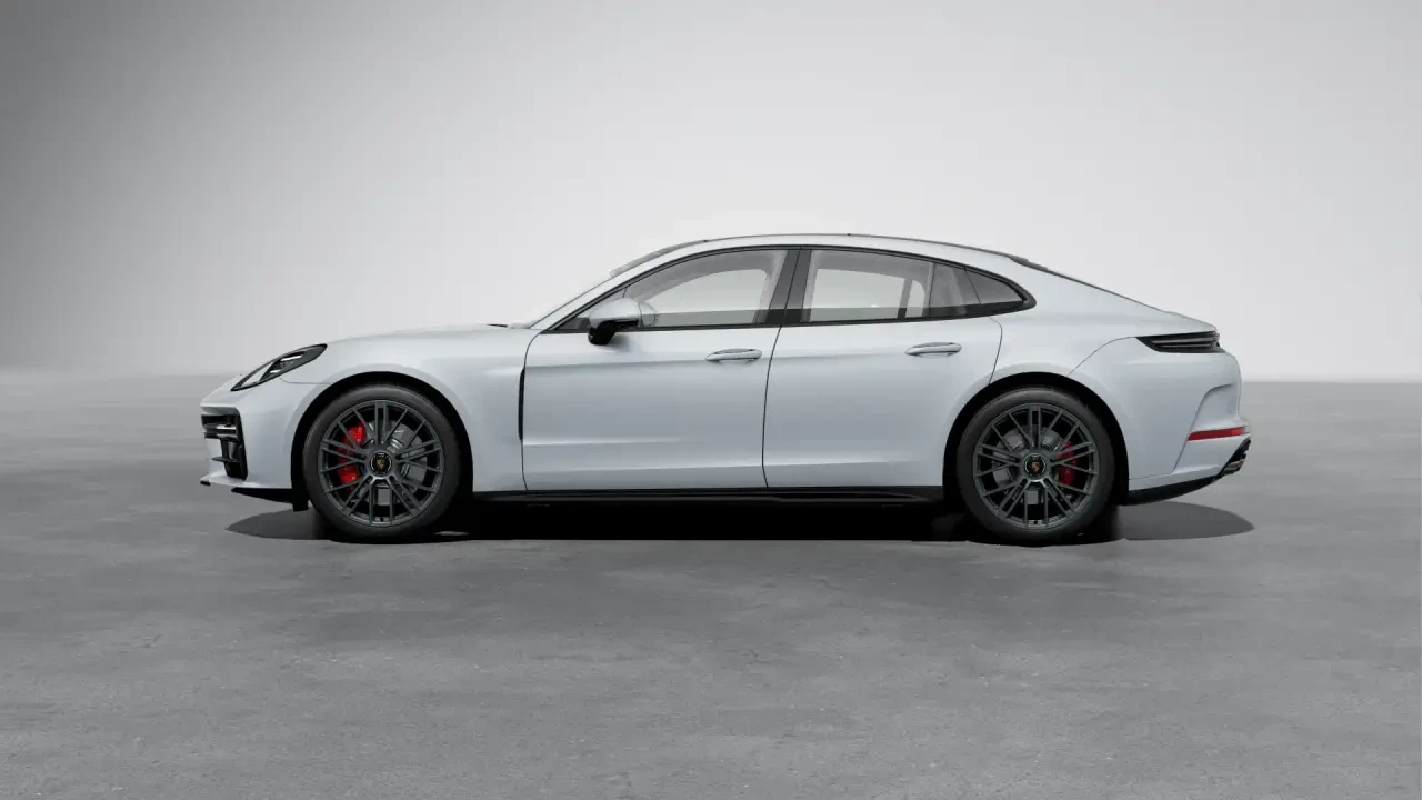 2026 Porsche 976 Panamera - Image 16 of 31