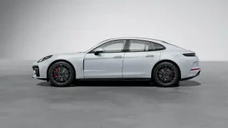 2026 Porsche 976 Panamera - Image 13 of 31