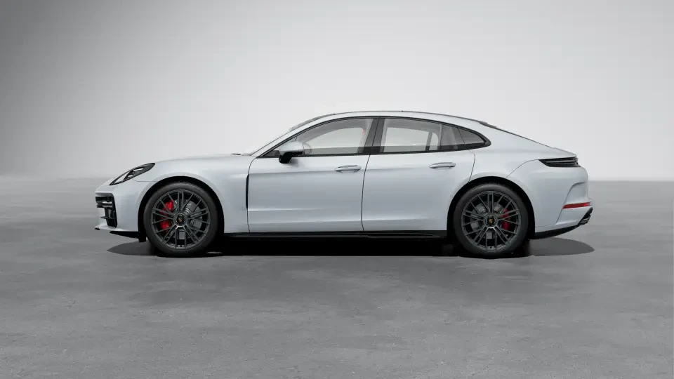2026 Porsche 976 Panamera - Image 15 of 31