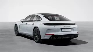 2026 Porsche Panamera - Image 17 of 31