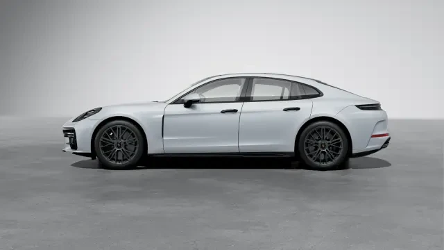 2026 Porsche Panamera - Image 14 of 31
