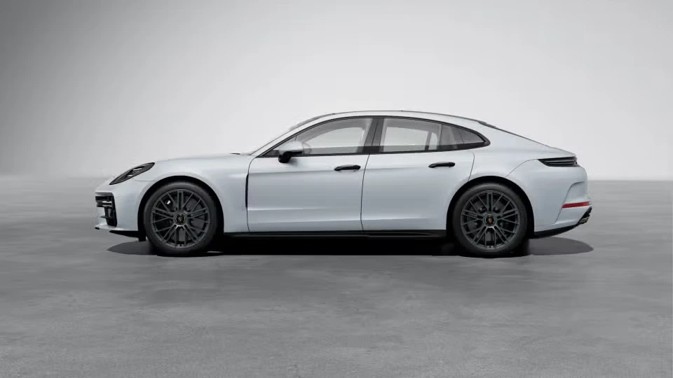 2026 Porsche Panamera - Image 11 of 31