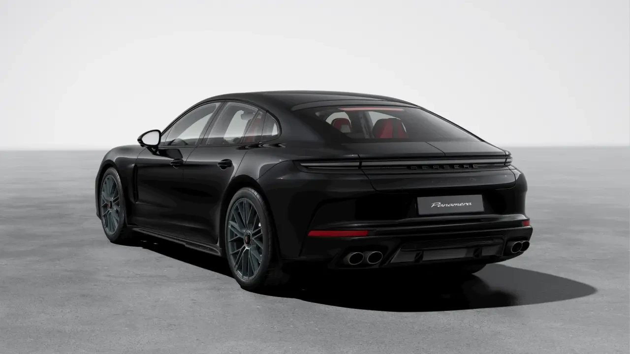 2026 Porsche Panamera - Image 24 of 31