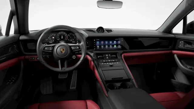 2026 Porsche Panamera - Image 30 of 31