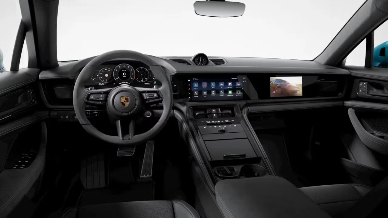2026 Porsche Panamera - Image 28 of 30