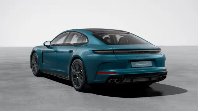 2026 Porsche Panamera - Image 18 of 30