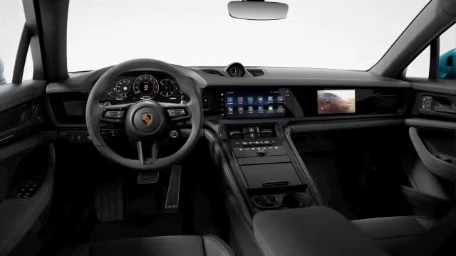 2026 Porsche Panamera - Image 26 of 30
