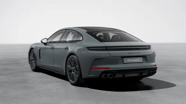 2026 Porsche Panamera - Image 18 of 30