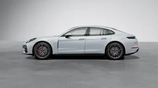2026 Porsche Panamera - Image 13 of 31