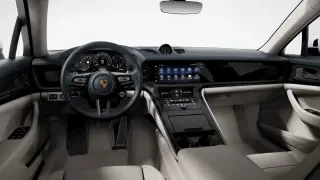 2026 Porsche Panamera - Image 29 of 31