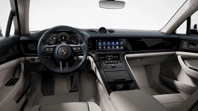 2026 Porsche Panamera - Image 26 of 31