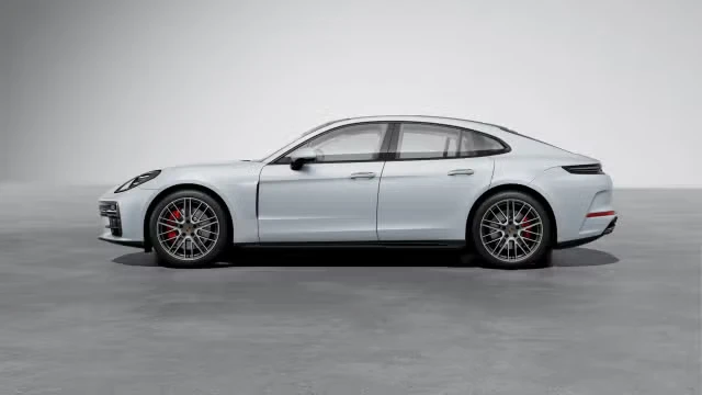 2026 Porsche Panamera - Image 10 of 31