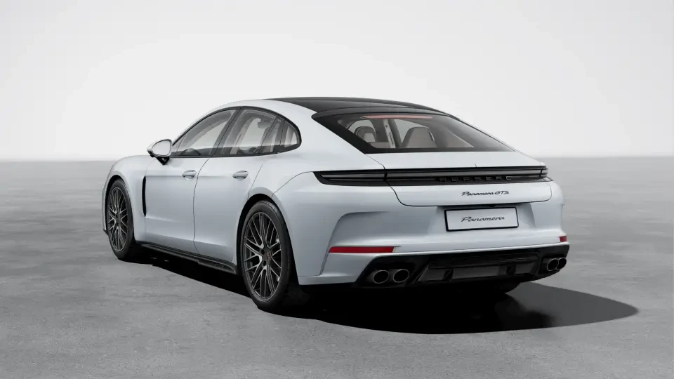 2026 Porsche Panamera - Image 23 of 31