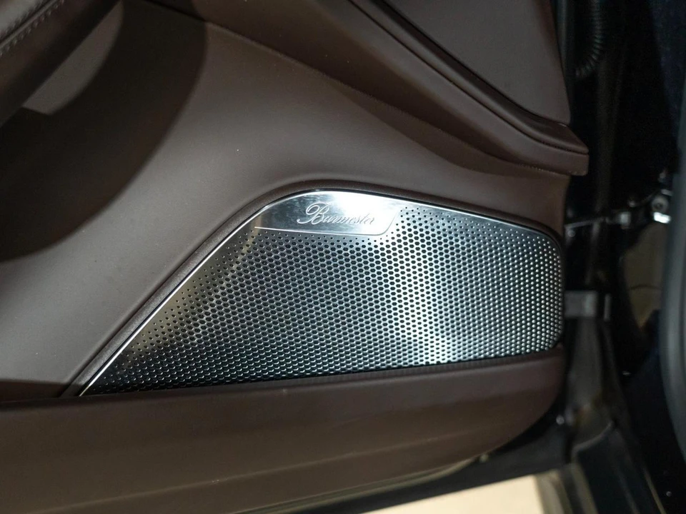 2026 Porsche 976 Panamera - Image 18 of 28