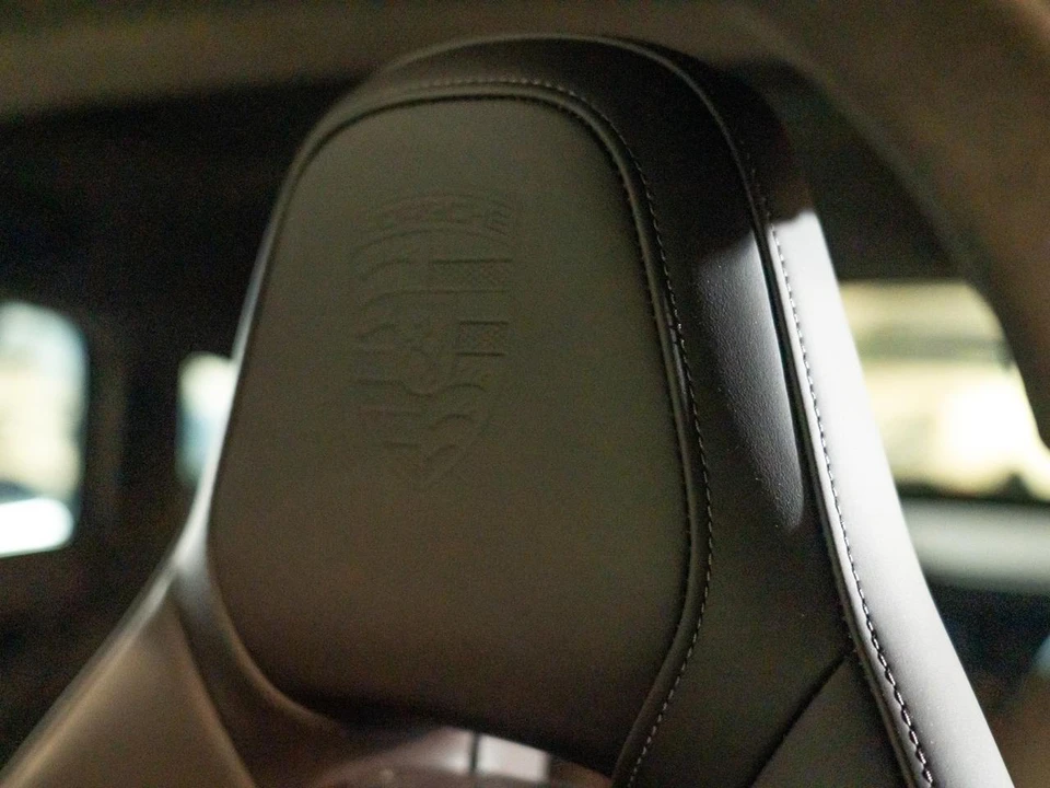 2026 Porsche 976 Panamera - Image 25 of 28