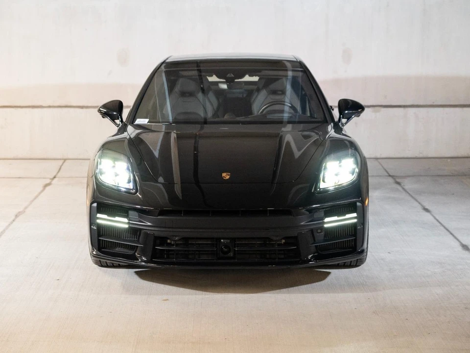 2026 Porsche 976 Panamera - Image 7 of 28