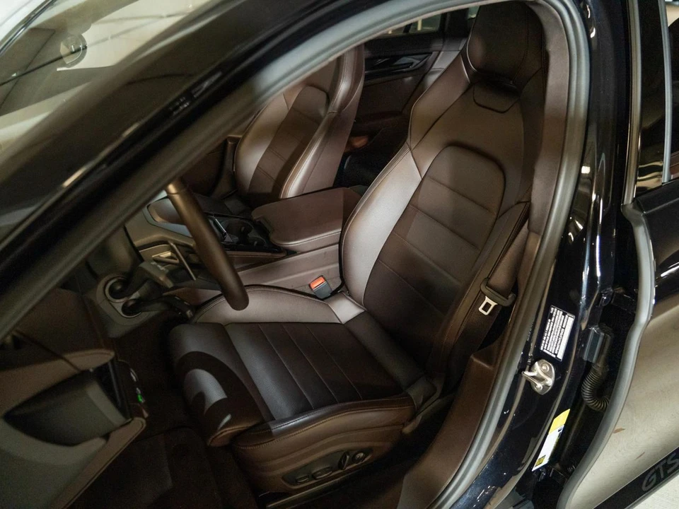 2026 Porsche 976 Panamera - Image 6 of 28