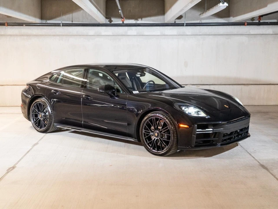 2026 Porsche 976 Panamera - Image 8 of 28