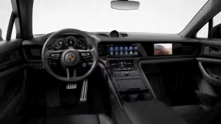 2026 Porsche Panamera - Image 25 of 31
