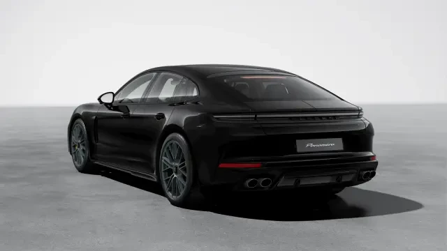 2026 Porsche Panamera - Image 22 of 31