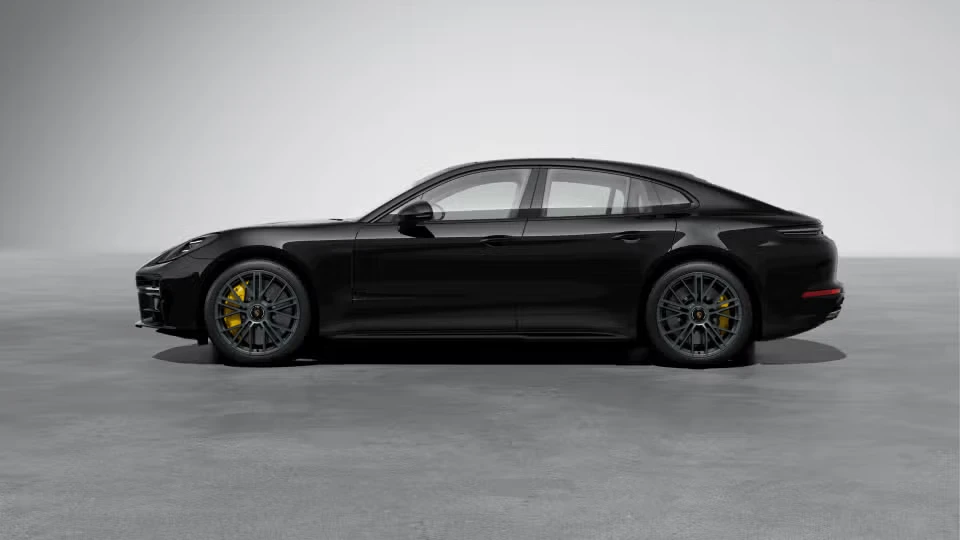 2026 Porsche Panamera - Image 11 of 31