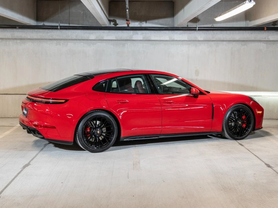 2026 Porsche Panamera - Image 9 of 30