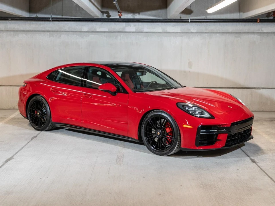 2026 Porsche Panamera - Image 7 of 30