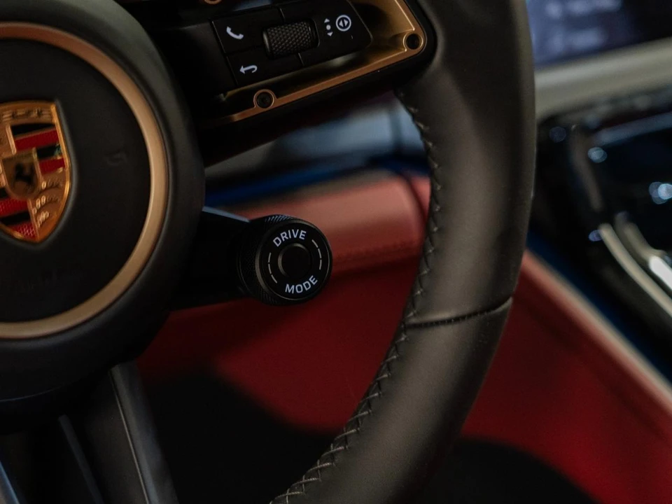 2026 Porsche Panamera - Image 24 of 30