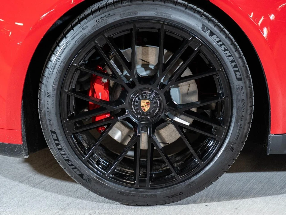 2026 Porsche Panamera - Image 11 of 30
