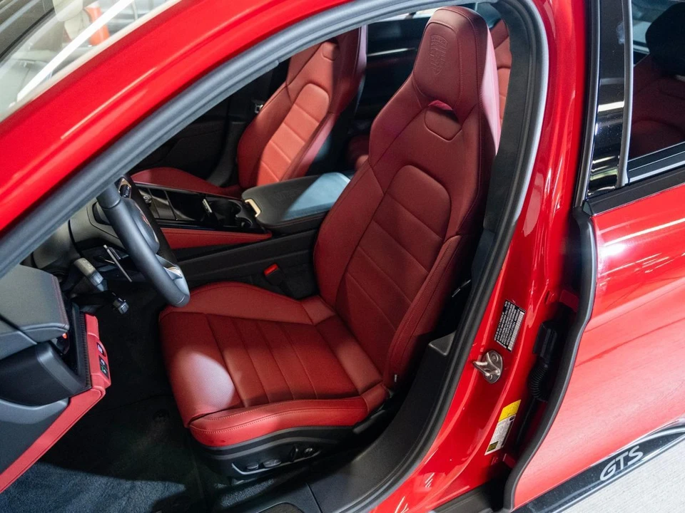 2026 Porsche Panamera - Image 5 of 30