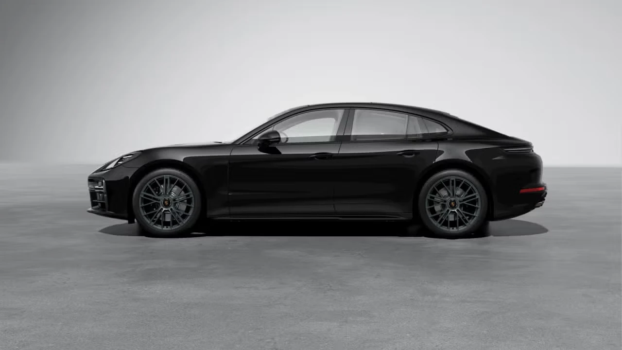 2026 Porsche Panamera - Image 12 of 30